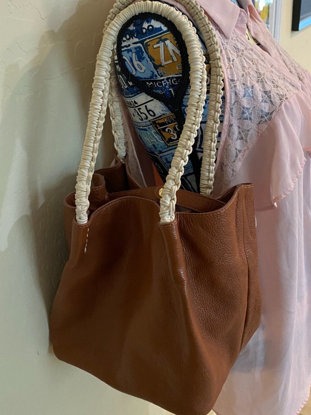 Capaccioli Italian Genuine Leather Purse w/Macrame Rope Handles EUC 9"H x 12"W